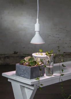 Led-Pærer Plantelys|Led-Pærer E27 Sokkel>Star Trading Plantelys 16W, LED Rød