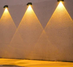 Solcellebelysning|Utelamper Med Opp/Ned Lys>NorDesign Solar vegglampe 2W 3000 Kelvin IP65 utendørs med solcelle Svart