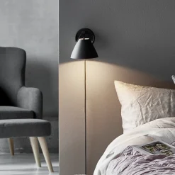 Leselamper>DFTP Strap vegglampe - Svart