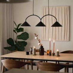 Kjøkkenbelysning Tak|Takpendler>Globen Lighting Takpendel Curve 3 - Svart