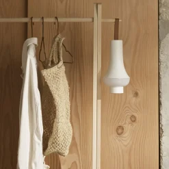 Louis Poulsen>Louis Poulsen Tomoshi portable lampe