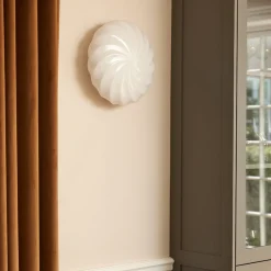 Kjøkkenbelysning Tak|Taklamper / Takplafonder>Halo Designs Twist taklampe - Antikk messing / Opal Messing / Hvit