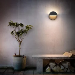 Utelamper Med Opp/Ned Lys>Philips Valor vegglampe utendørs IP44 4,3W 2700 Kelvin Antrasitt