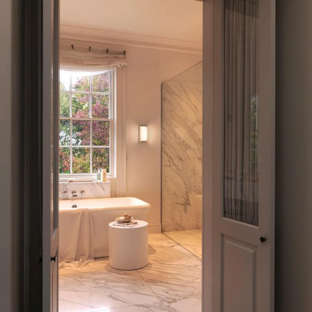 Baderomsbelysning Vegg>Astro Lighting Versailles 250 vegglampe 4,5W dimbar IP44