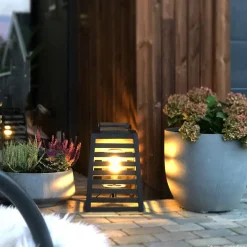 Lykter|Gulvlamper Ute><noscript><img width=